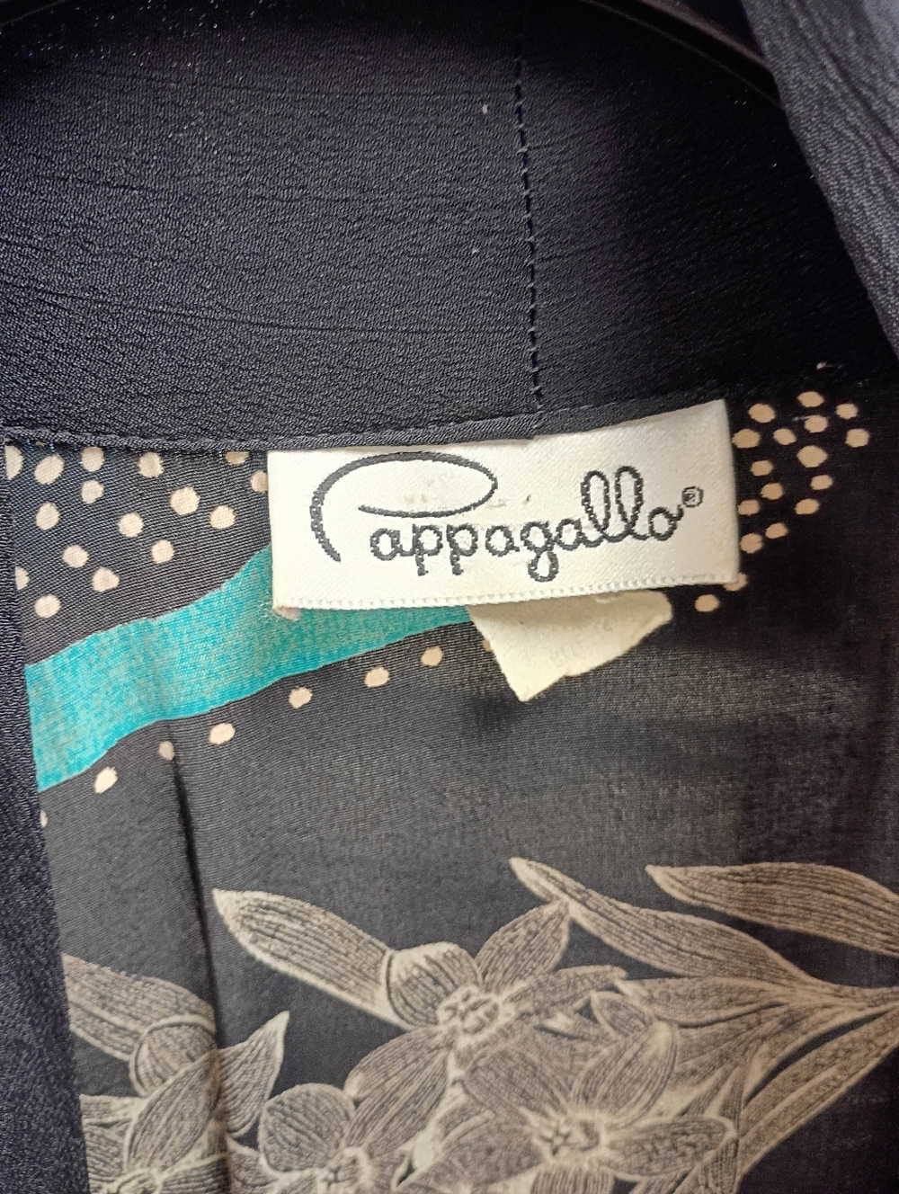 Pappagallo Vintage Black Cardigan with Teal Accent and Cream Florals - Picture 4 of 6